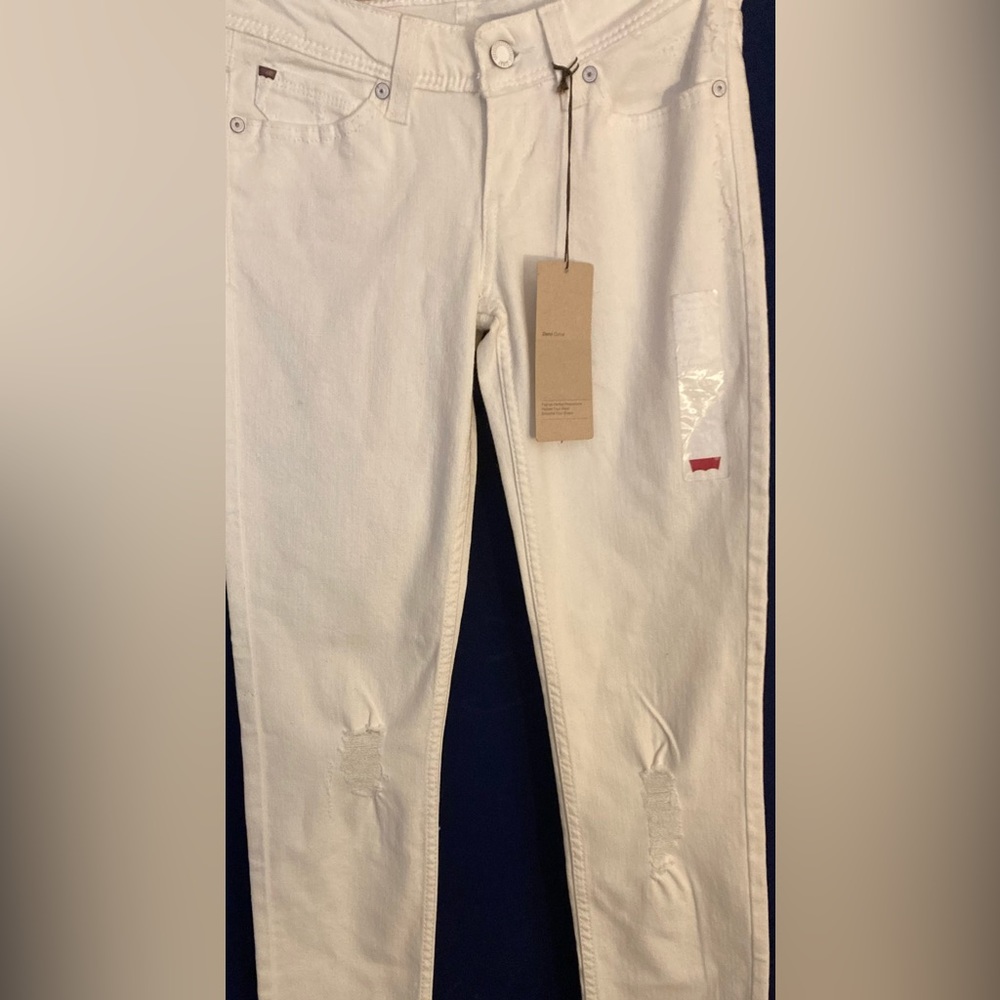 Levi’s women’s (25X32) Demi curve low rise skinny (NWT)